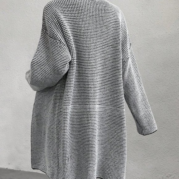 Black And White Casual Womens Turtleneck Drop Shoulder Cardigan & Sweater Dress - Picture 2 of 5